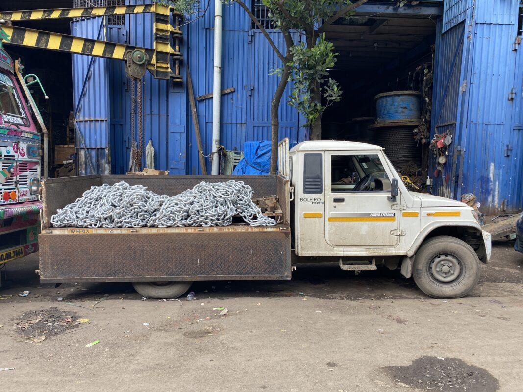 Pickup truck loaded with chain at the Sealinkers works