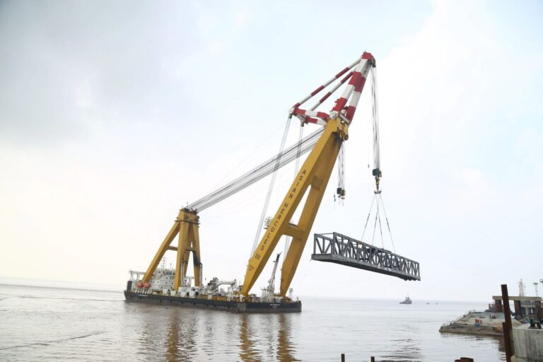 RoRo ferry bridge section being lifted at Dahej, Gujarat