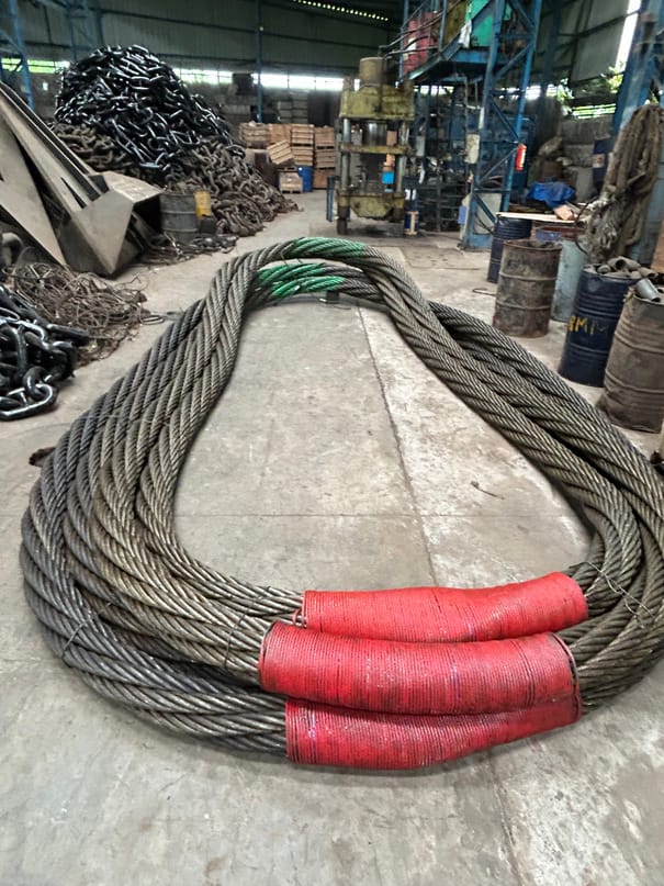 Wire rope sling being made in the Sealinkers works